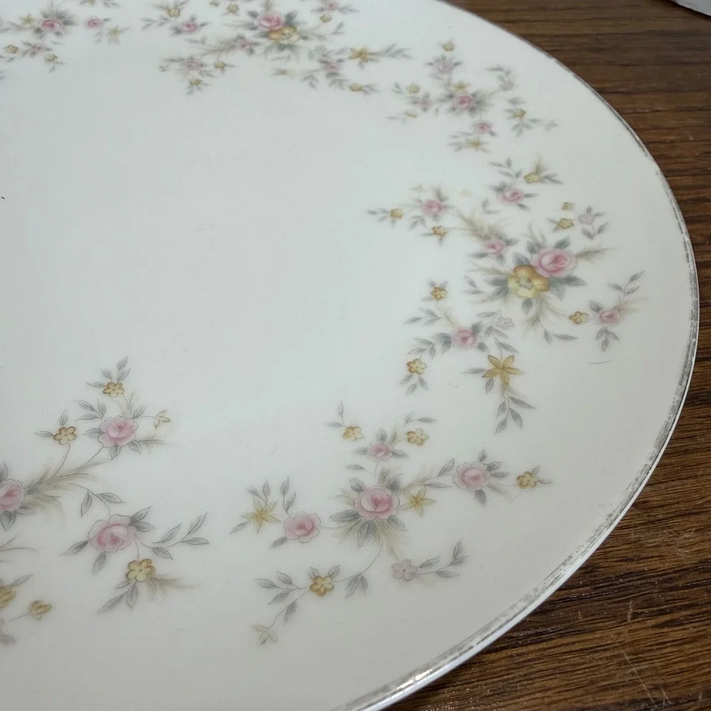 Noritake Arlene 5802 Salad Plates Set Vintage China Floral‎ Silver Trim 8.25